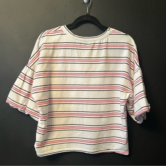 CODE X MODE White/Red/Blue Striped
Puff Sleeve Top size L - Picture 5 of 7